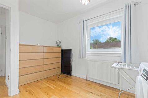 Bedroom Three (2)