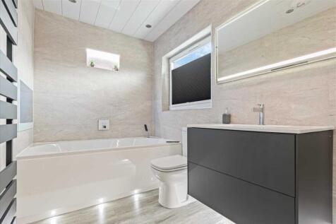 Bathroom (1)
