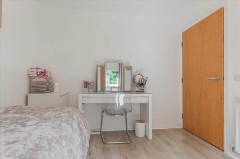 Bedroom Two (2)