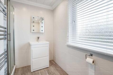 Shower Room (1)