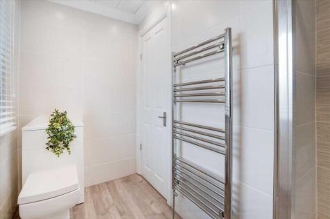 Shower Room (2)