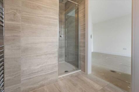 En-Suite (2)