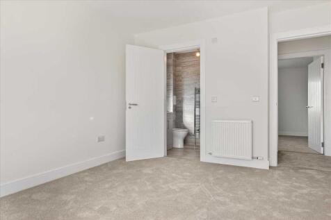 Bedroom Two (2)