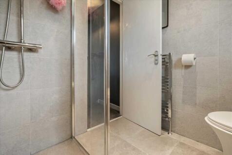 Shower Room (2)