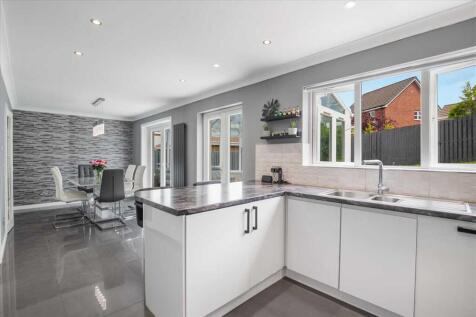 Kitchen Dining (2)