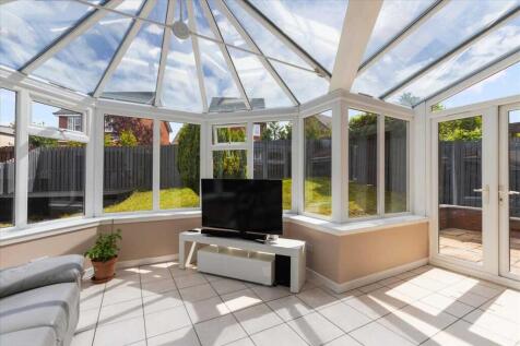Family Room (2)