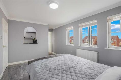 Bedroom One (2)