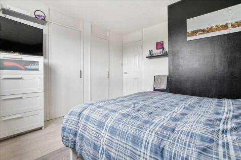 Bedroom One (2)