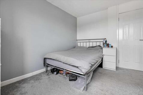 Bedroom Two (2)