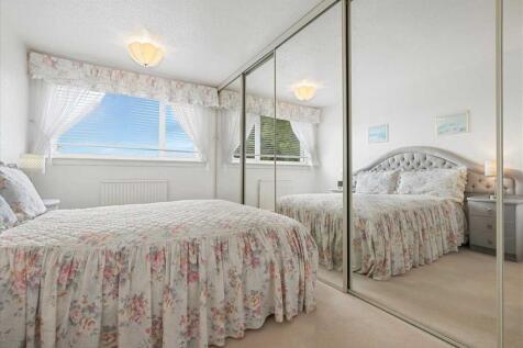 Bedroom One (3)