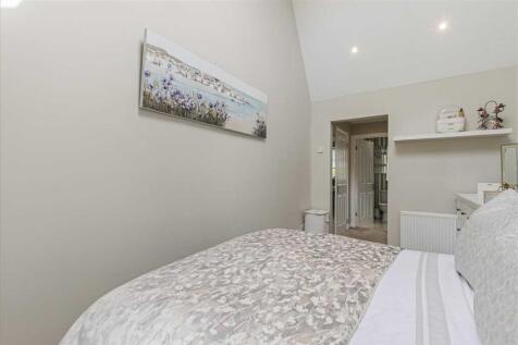 Bedroom One (2)