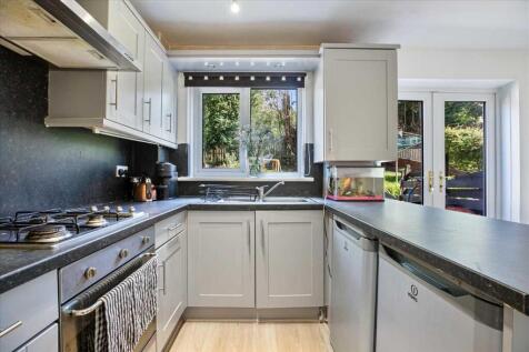 Kitchen Dining (2)