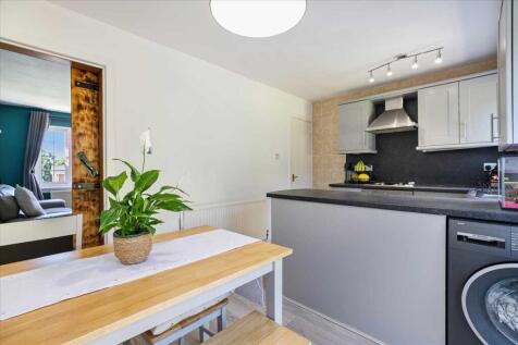 Kitchen Dining (4)