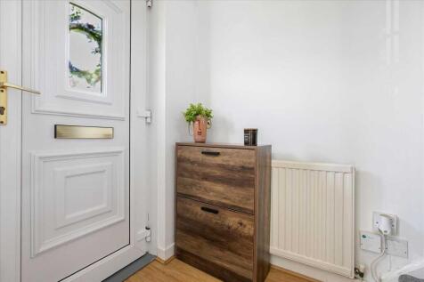 Entrance Hallway (1)
