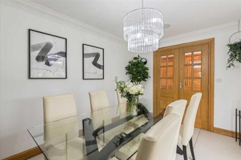 Dining Room (2)