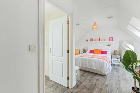 Bedroom Two (1)