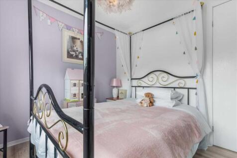 Bedroom Two (2)