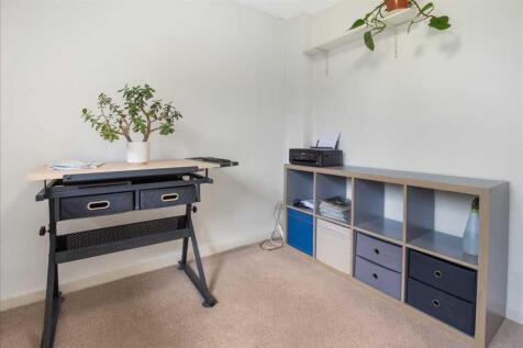 Study Room (2)