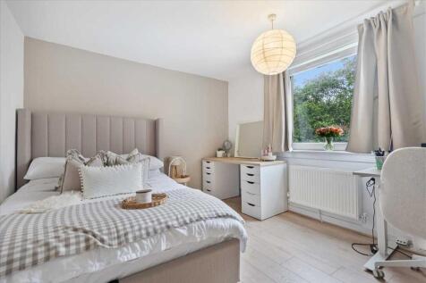 Bedroom One (1)