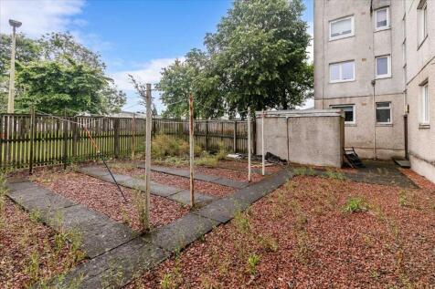 Surrounding Gardens
