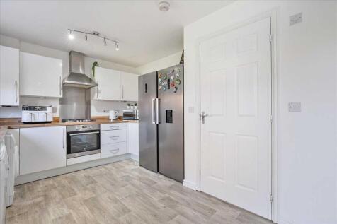 Kitchen Dining (2)