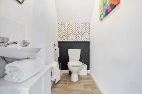 Lower Level WC