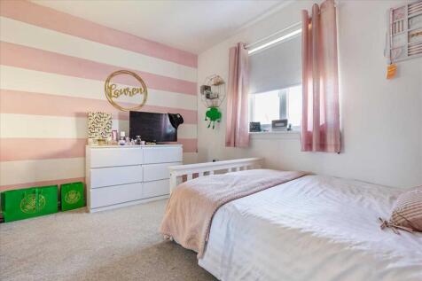 Bedroom Two (3)