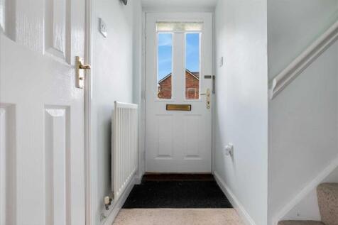 Entrance Hallway (2)