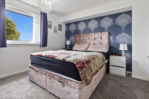 Bedroom One (1)