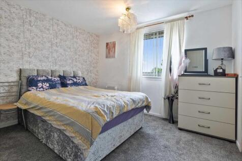 Bedroom Two (1)