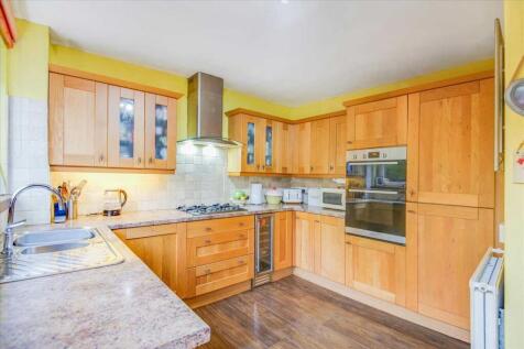 Breakfasting Kitchen