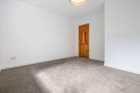 Bedroom Two (2)