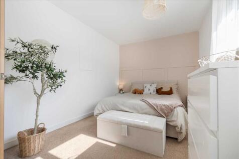 Bedroom One (2)