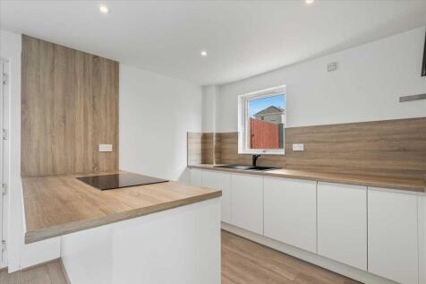 Breakfasting Kitchen