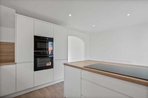 Breakfasting Kitchen