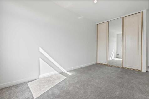 Bedroom One (2)
