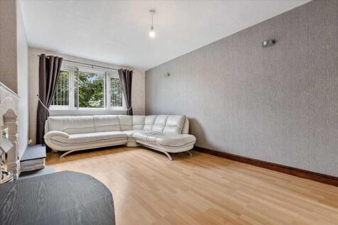 Lounge Dining (3)