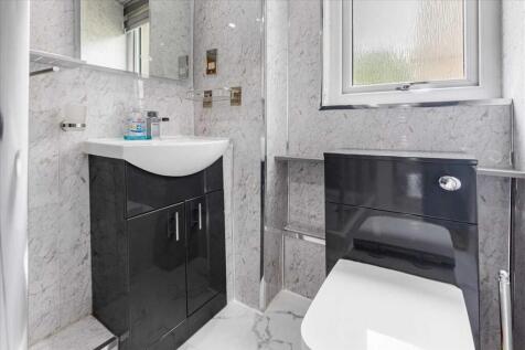 Shower Room (2)