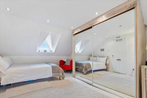 Bedroom One (2)