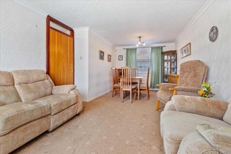 Lounge Dining (2)