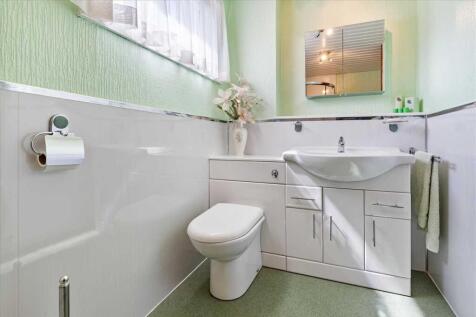 Lower Level WC