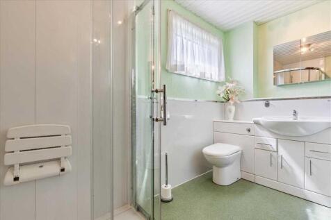 Shower Room (1)