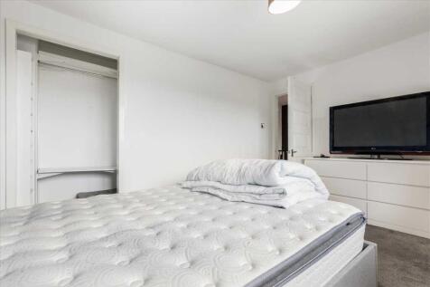 Bedroom Two (2)