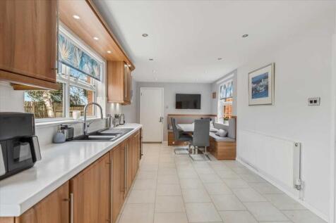 Kitchen (3)