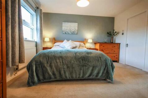 Bedroom One (2)