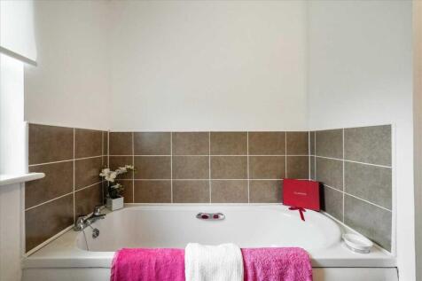 En-Suite (2)