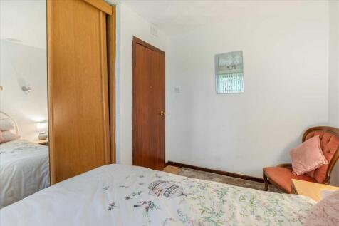 Bedroom Four (2)