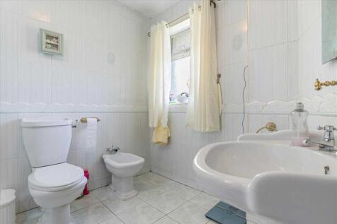 Shower Room (1)