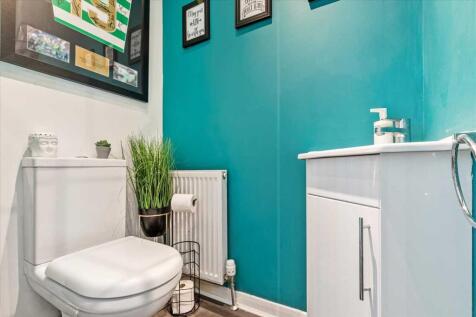Lower Level WC