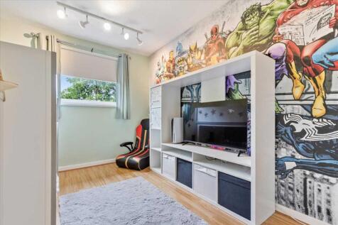 Bedroom Two (2)